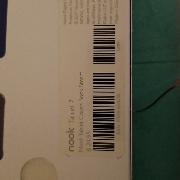 Nook Tablet 7" Cover with Tab - Picture 5 of 7